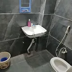 Radharani Athithi Seva Sadan